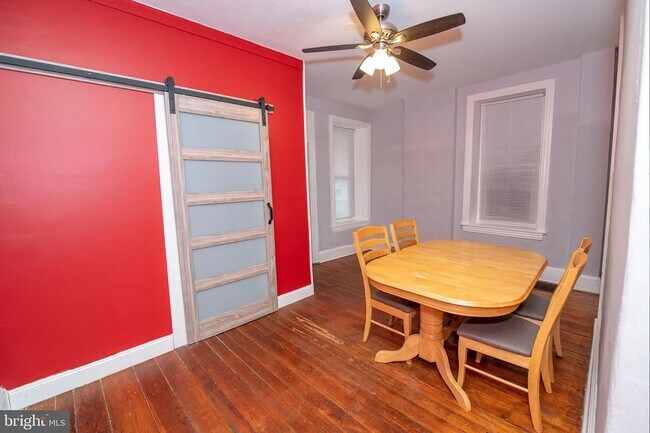 Dining Area - 3803 Sharp St