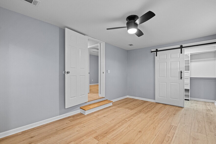 Building Photo - 5968 Capitol Dr