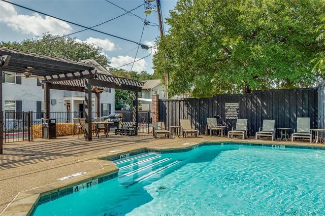 Building Photo - 4744 Bradford Dr