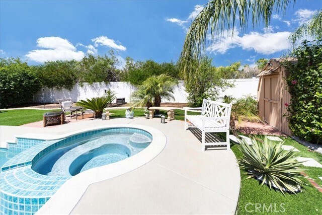 Building Photo - 32825 Canyon Crest St