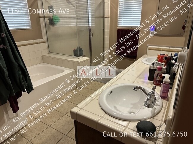 Building Photo - 11801 Compass Ave