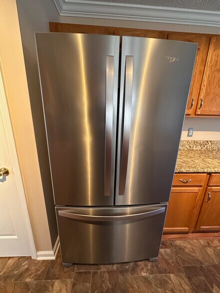 Fridge - 2231 Whitney Ct