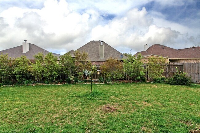 Building Photo - 3905 Incourt Ln