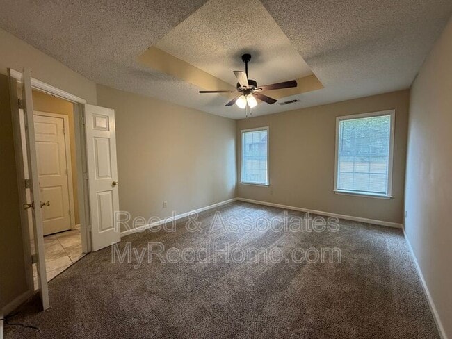 Building Photo - 5632 Pecan Trce