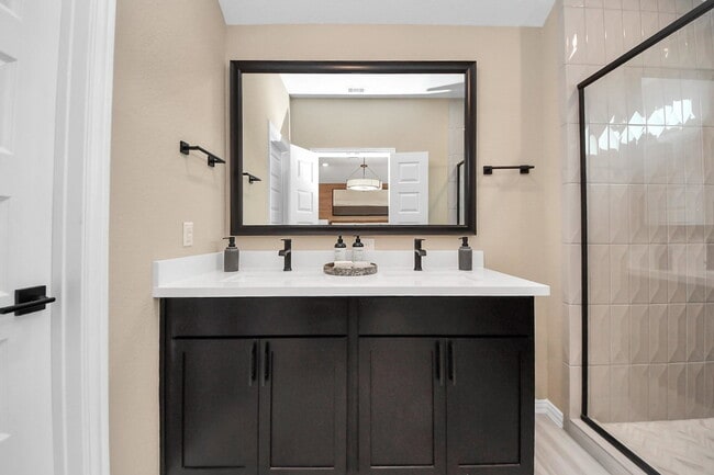 Building Photo - Revolution Way, Missouri City, TX 77489 - 3 BR 2.5 BA single-family home