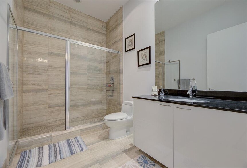 Second bathroom - 15901 Collins Ave