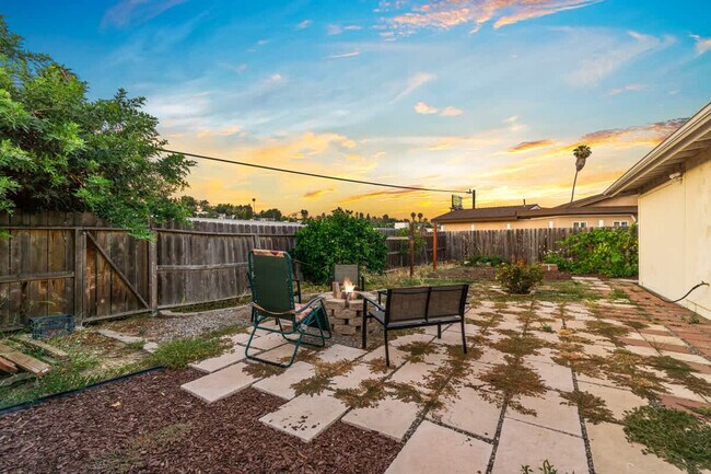 Building Photo - 6090 Rock St