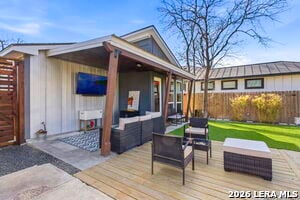 Building Photo - 227 E Baylor St