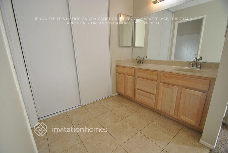 Building Photo - 42705 San Julian Pl