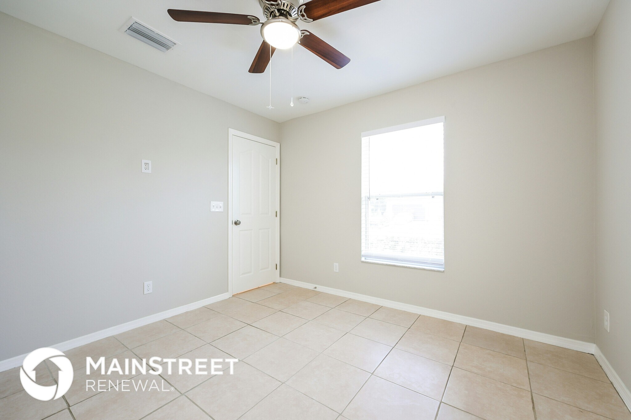 Building Photo - 3810 25th St SW