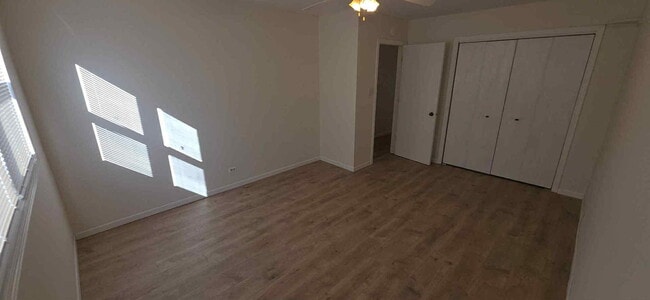 Building Photo - 445 W 37th St