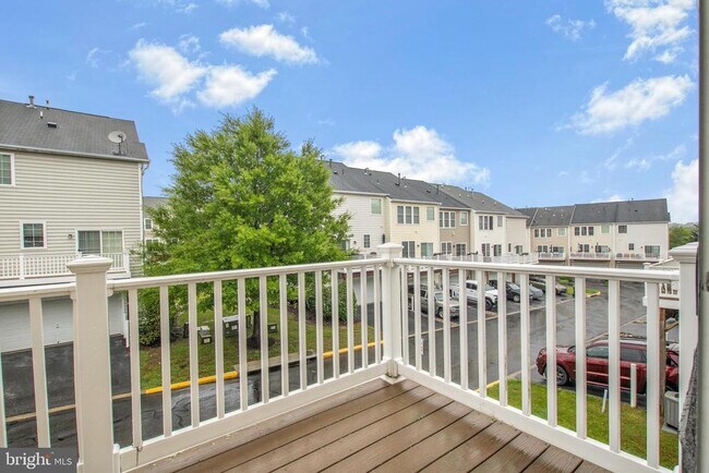 Building Photo - 14741 Potomac Branch Dr