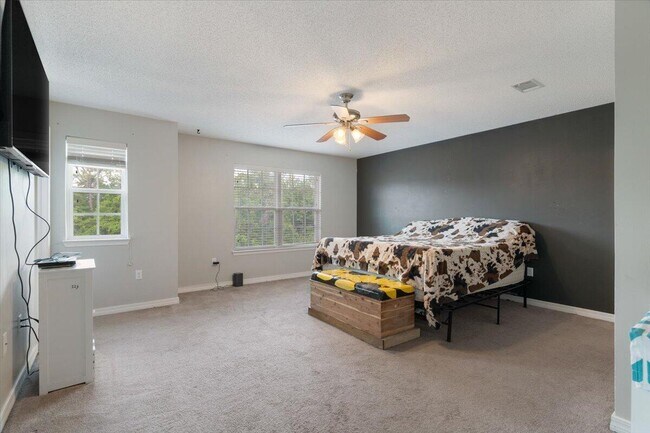 Building Photo - 291 Dahlquist Dr
