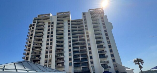Building Photo - 450 S Gulfview Blvd