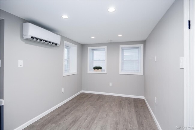 Building Photo - 108 Ralph Ave