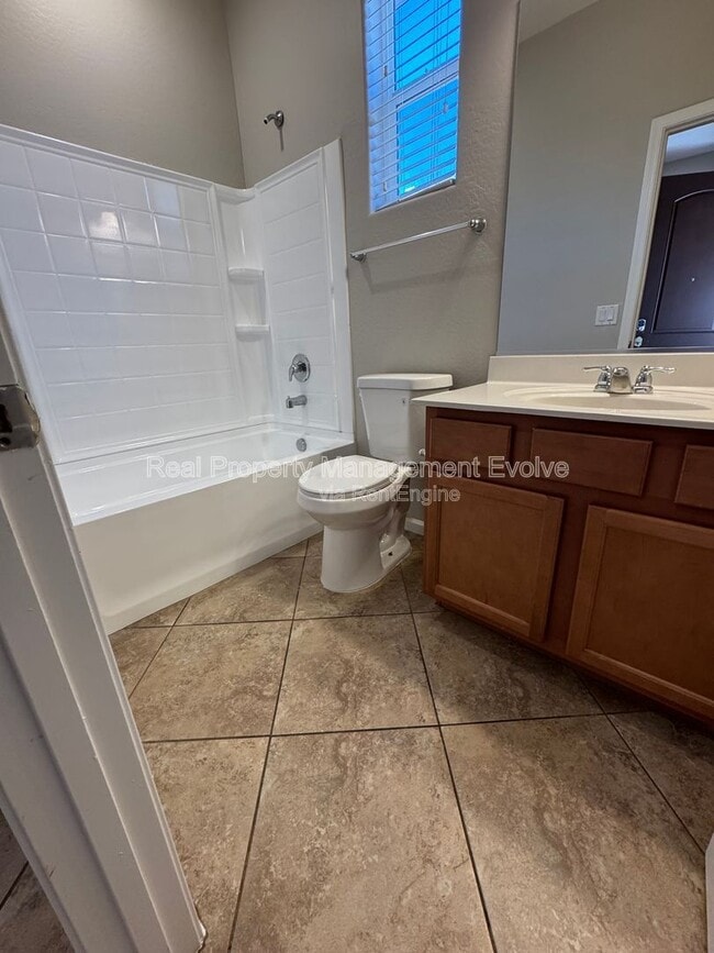 Building Photo - 13014 W Lamar Rd