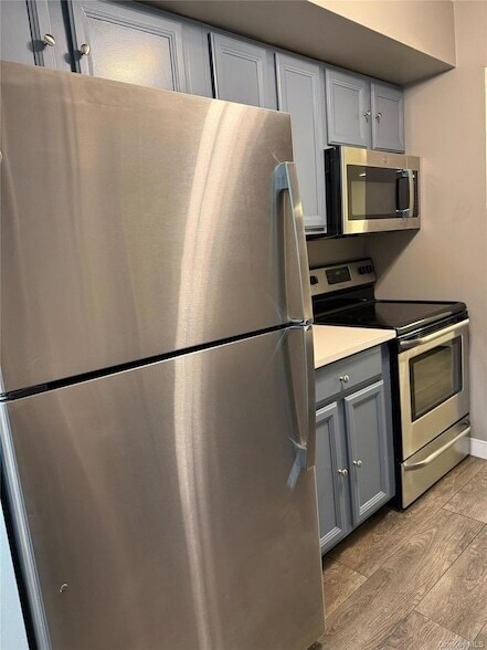 Building Photo - 1701 Cherry Hill Dr