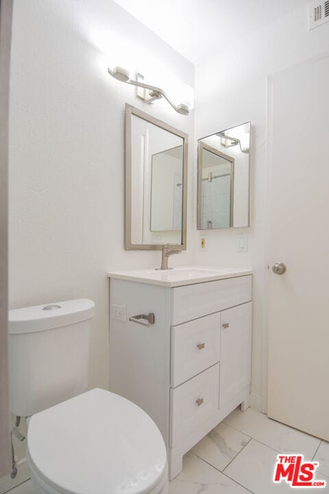 Building Photo - 1727-1727 Glendon Ave