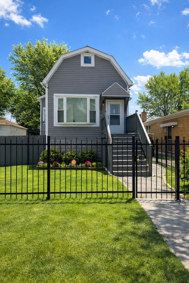 Building Photo - 9810 S Morgan St