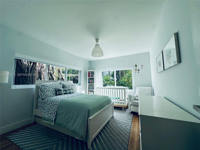 Building Photo - 1430 Baracoa Ave