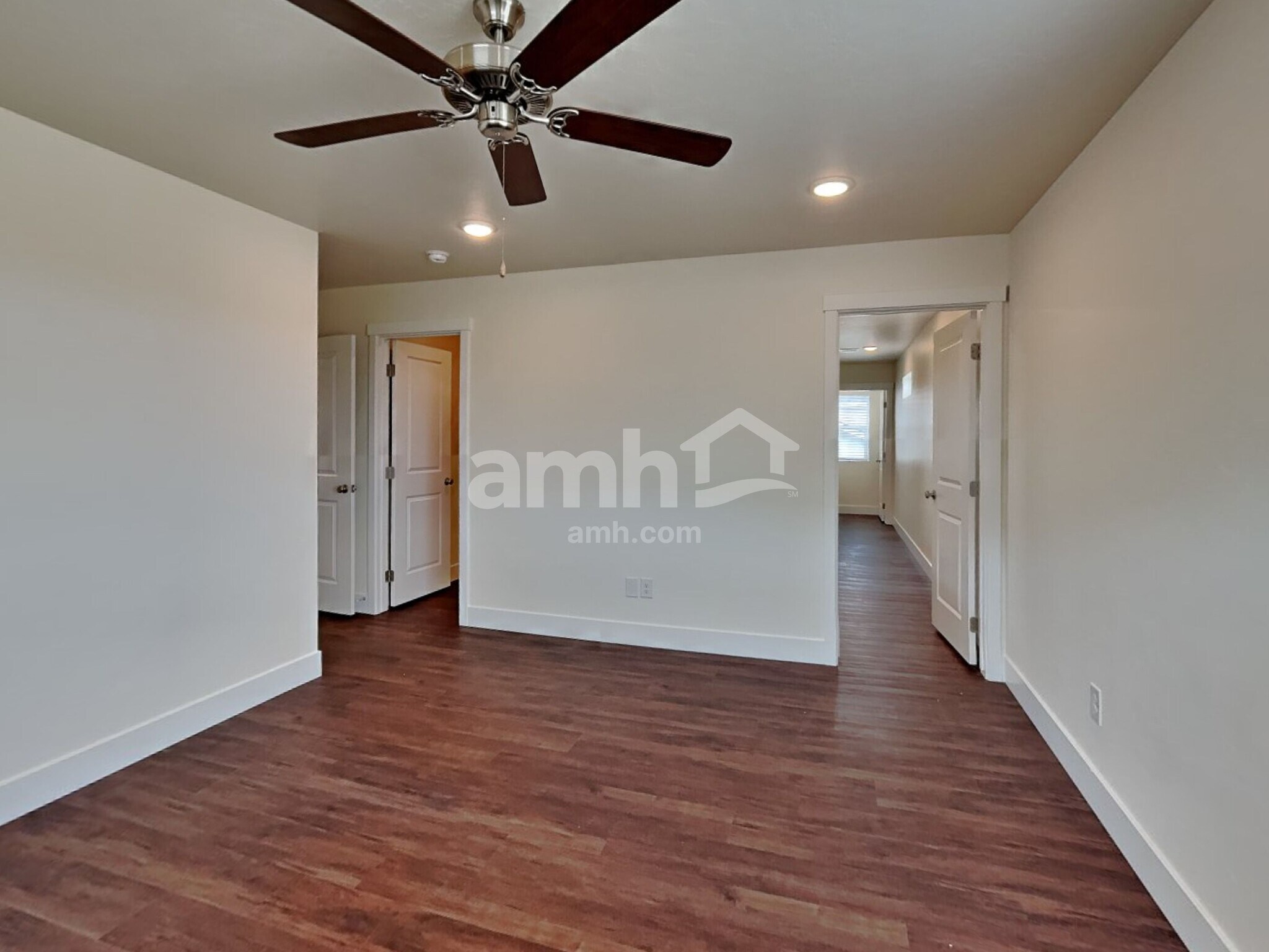 Building Photo - 1320 Alderleaf Ave