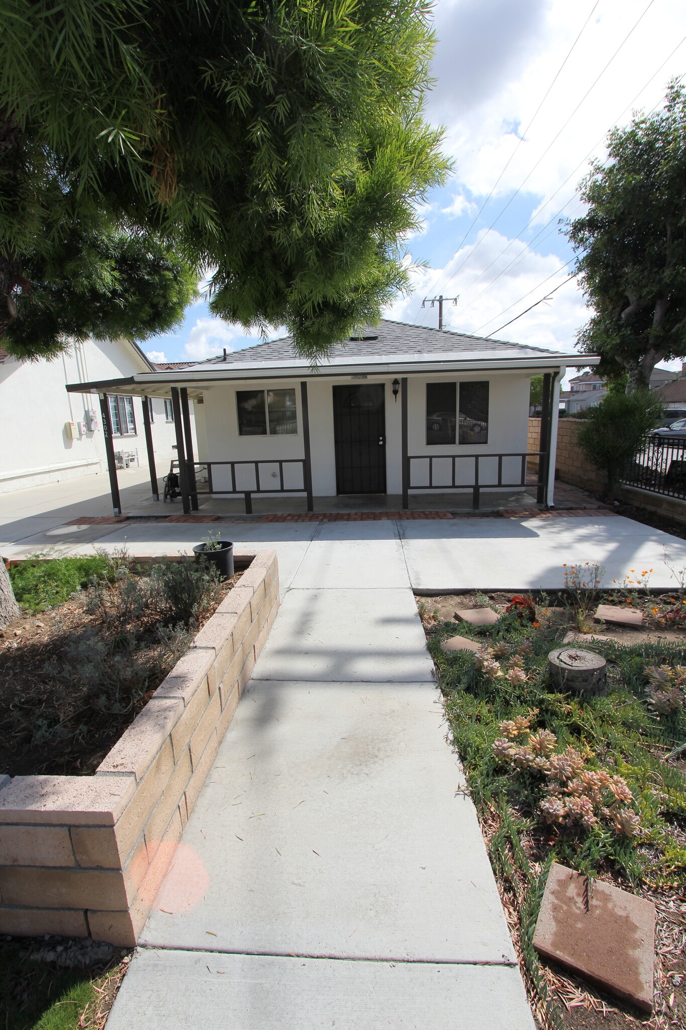 Building Photo - 4302 Muscatel Ave