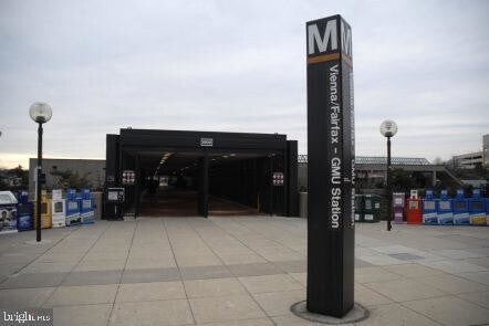 Building Photo - 9480 Virginia Center Blvd