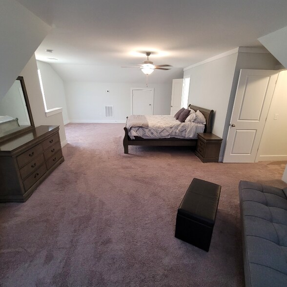 Building Photo - 8204 S Antler Dr