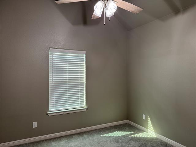 Building Photo - 607 Violet Dr