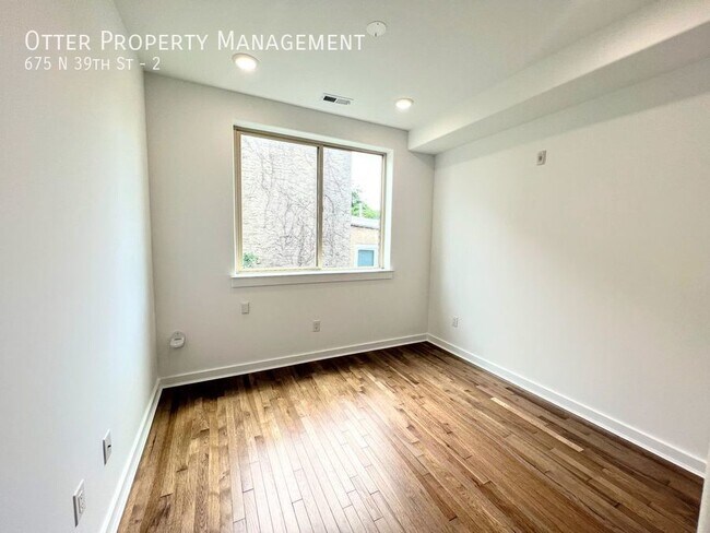 Building Photo - 675 N 39th St