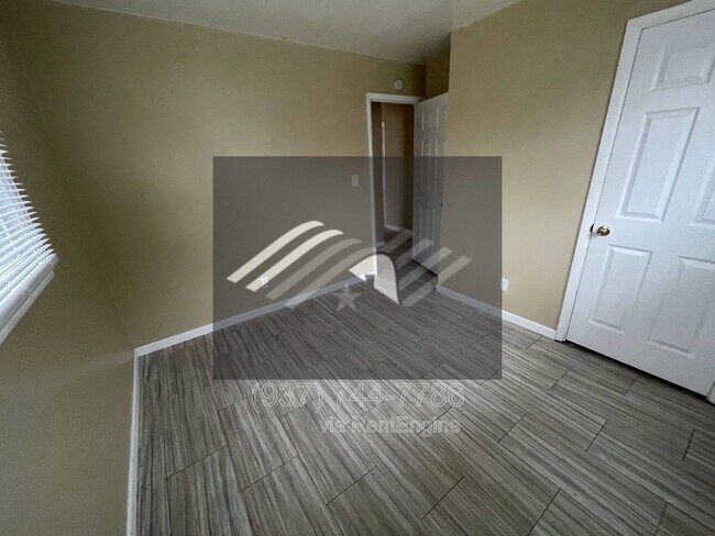 Building Photo - 4381 Marlowe St