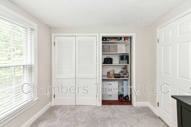Building Photo - 1661 Fieldthorn Dr