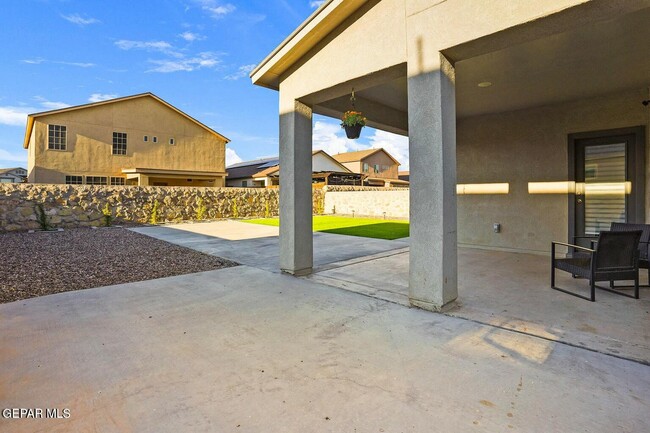 Building Photo - 12313 Desert Heights Ct