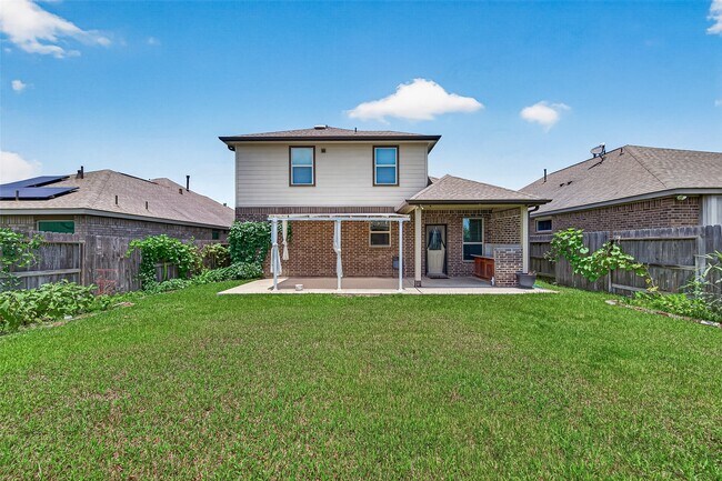 Building Photo - 20223 Highfield Park Dr