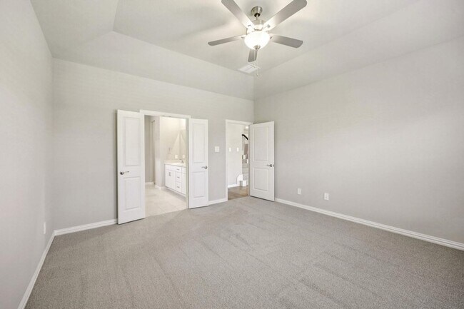 Building Photo - 606 Tidal Dr