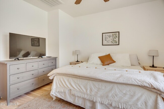 Building Photo - 21393 E Puesta Del Sol