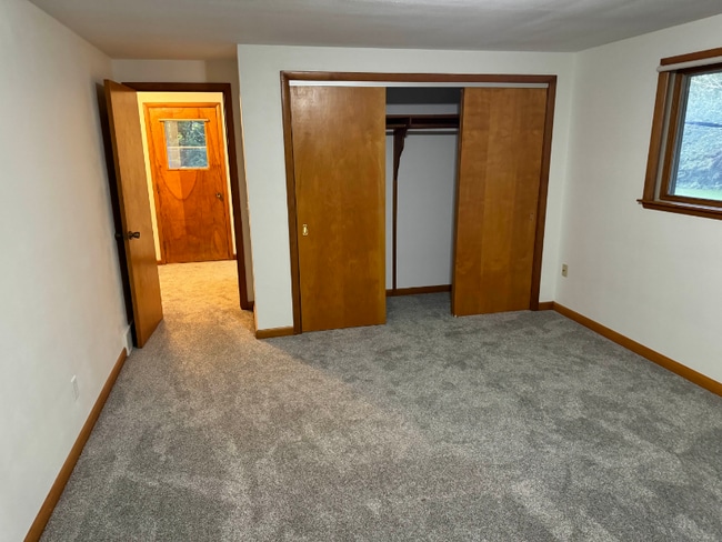 Building Photo - 401 W 14th St