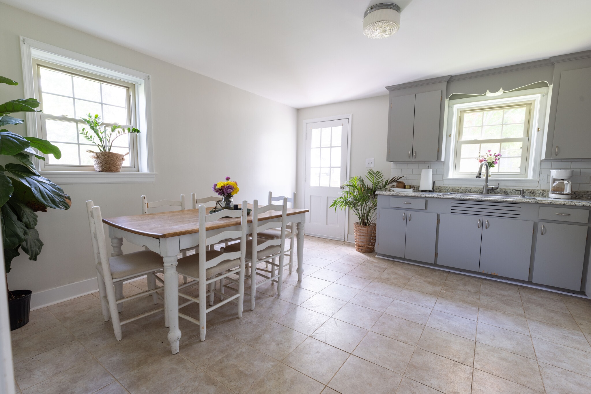 Building Photo - 204 Connecticut Ave