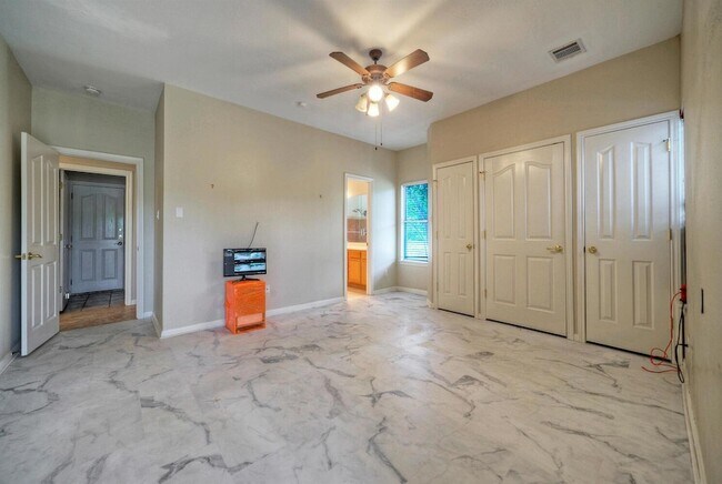 Building Photo - 1021 Westland Ridge Rd