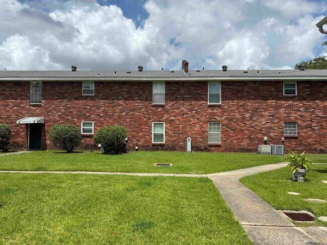 Building Photo - 1701 Lobdell Ave
