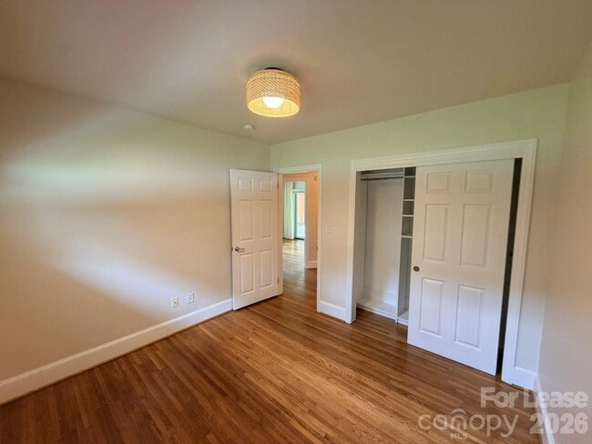 Building Photo - 3111 Airlie St