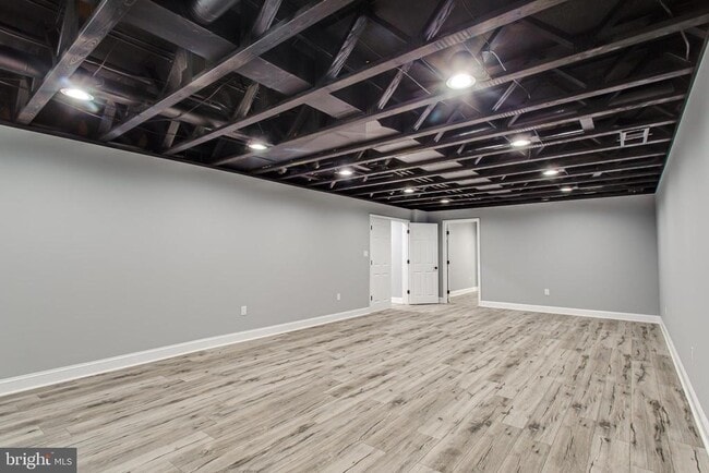 Building Photo - 43840 Tarrywyle Way