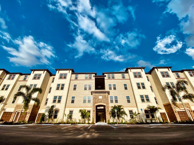 The Oasis at Cypress Woods 4701 Mirage Bay Cir Fort Myers FL 33966 Apartment Finder