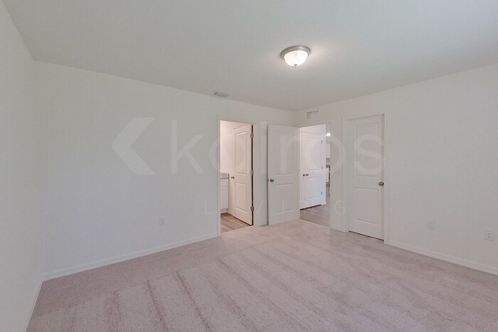 Building Photo - 3931 NW 45th Terrace