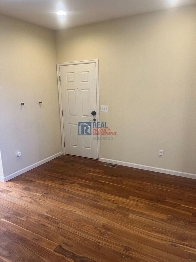 Building Photo - 4103 Frederick Cir