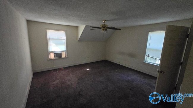 Building Photo - 3505 Bradley St SW