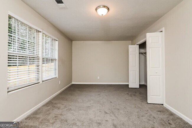 Building Photo - 1325 Carney Ct