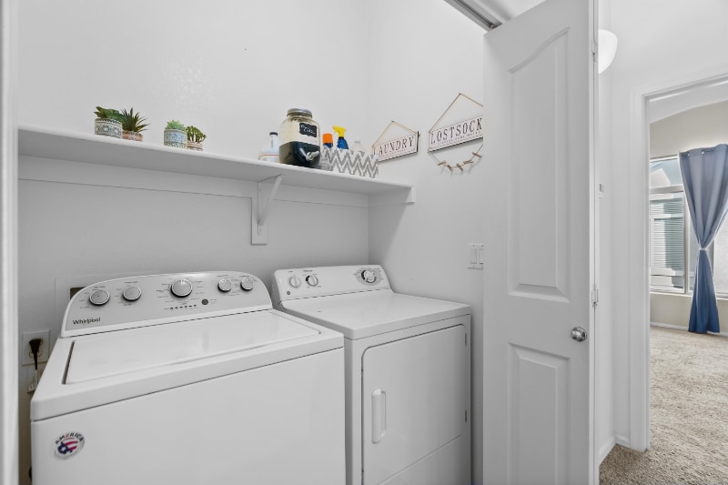 Building Photo - 2150 W Alameda Rd