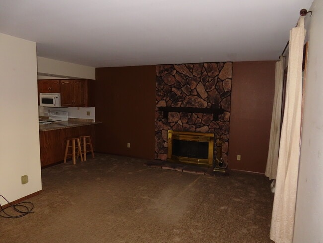 Building Photo - 5221 W Loomis Rd