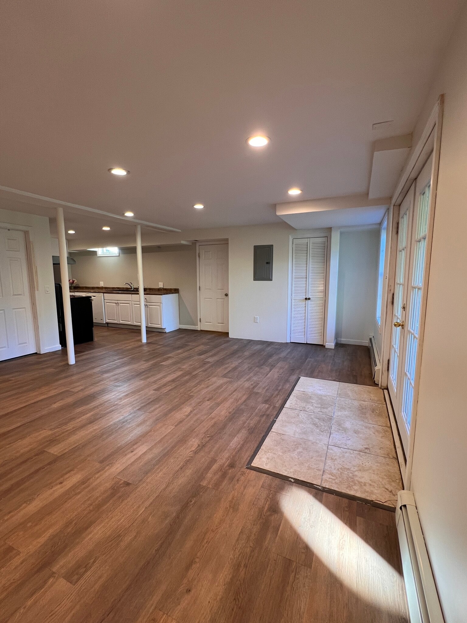Building Photo - 555 Fort Hill Rd